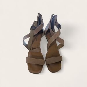 Lucky Brand Tan Strappy Sandals